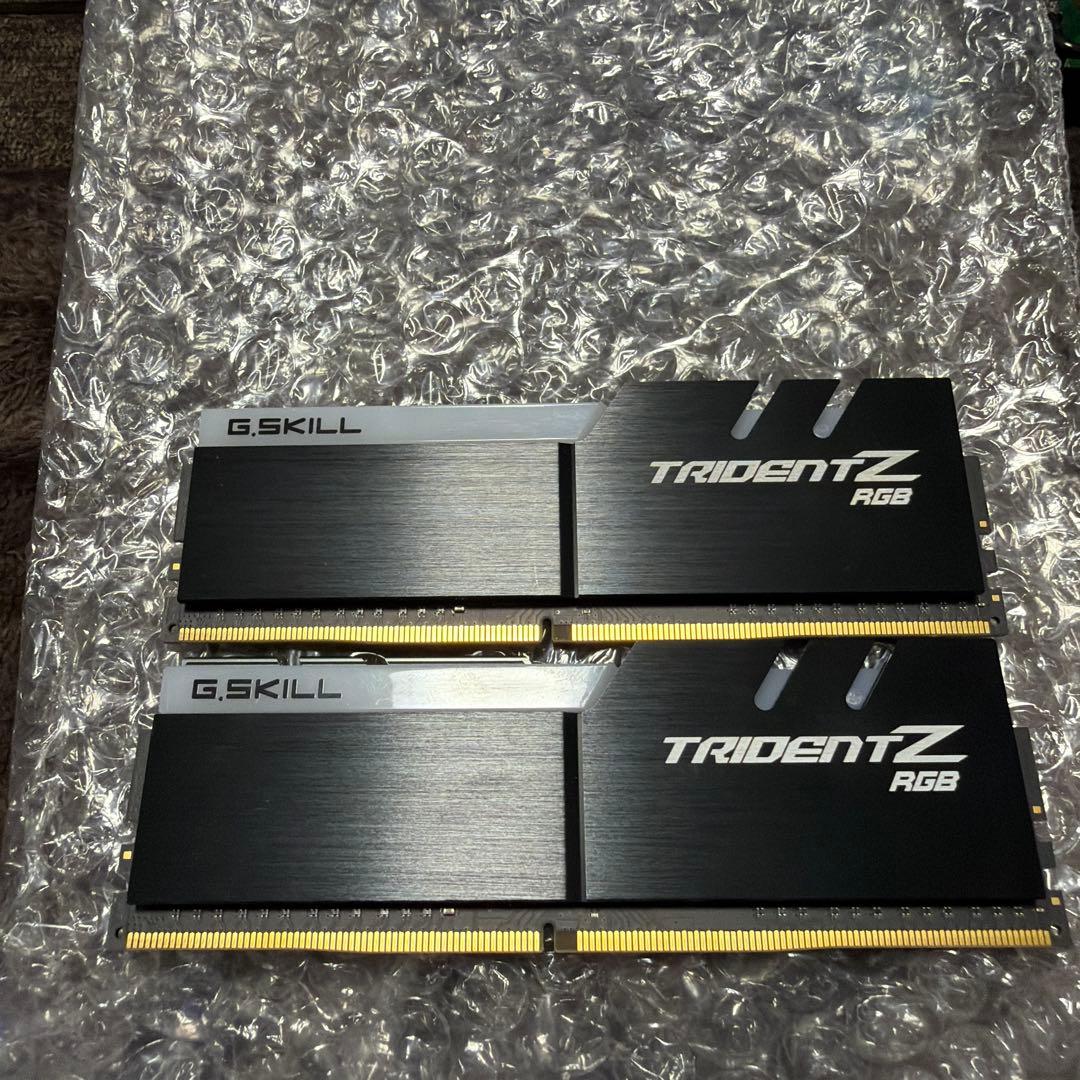 G.SKILL TridentZ DDR4-3200 16GB×2枚