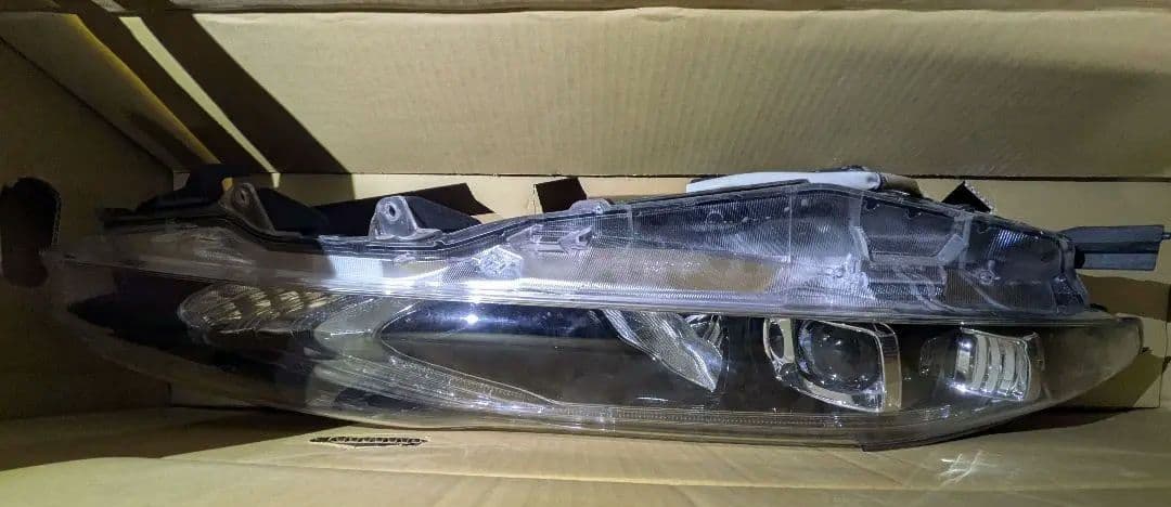 ハリアー右 クリアヘッドライト　在庫左右あり