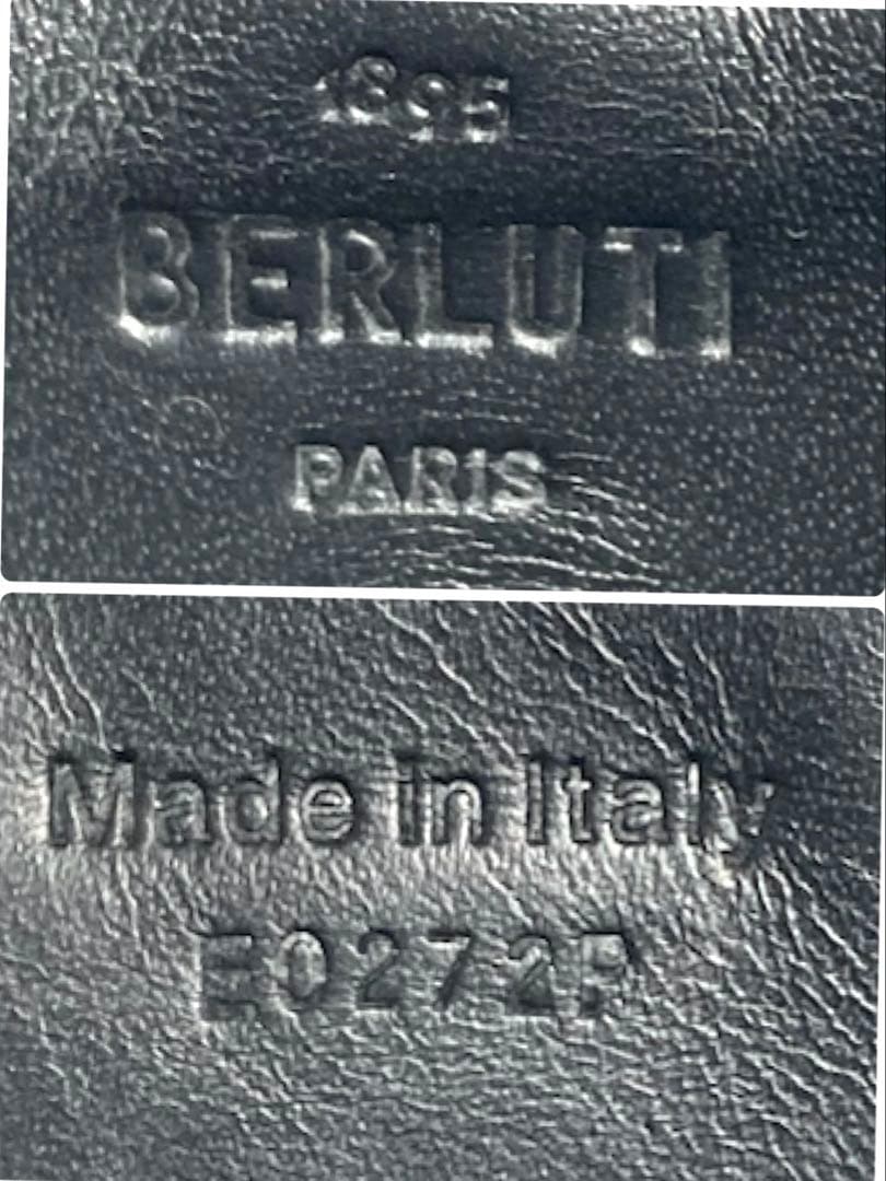 美品　ベルルッティ　スクリット　カリグラフィ　レザー　ケース　カードケース