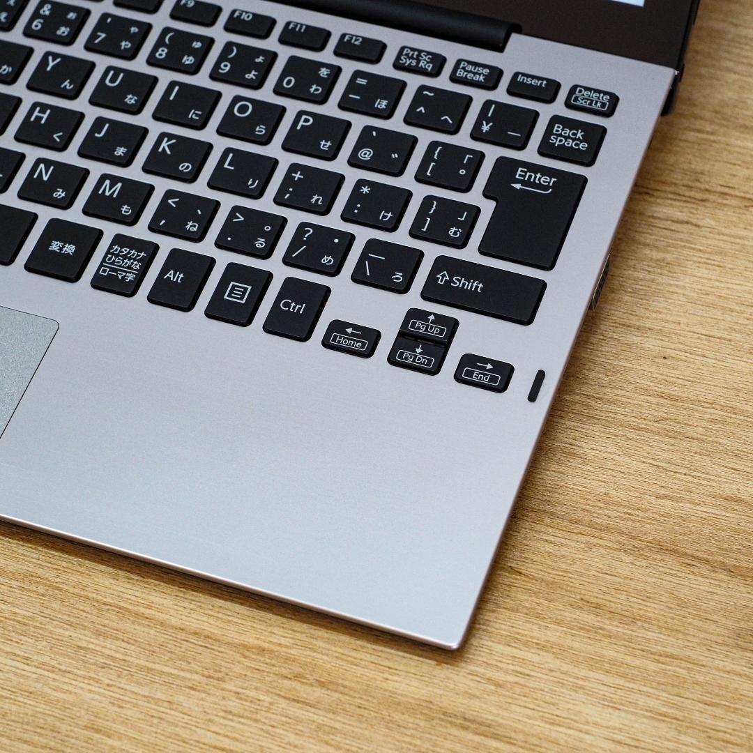 Sony VAIO Pro PA、LTE、タッチパネル、256GB SSD