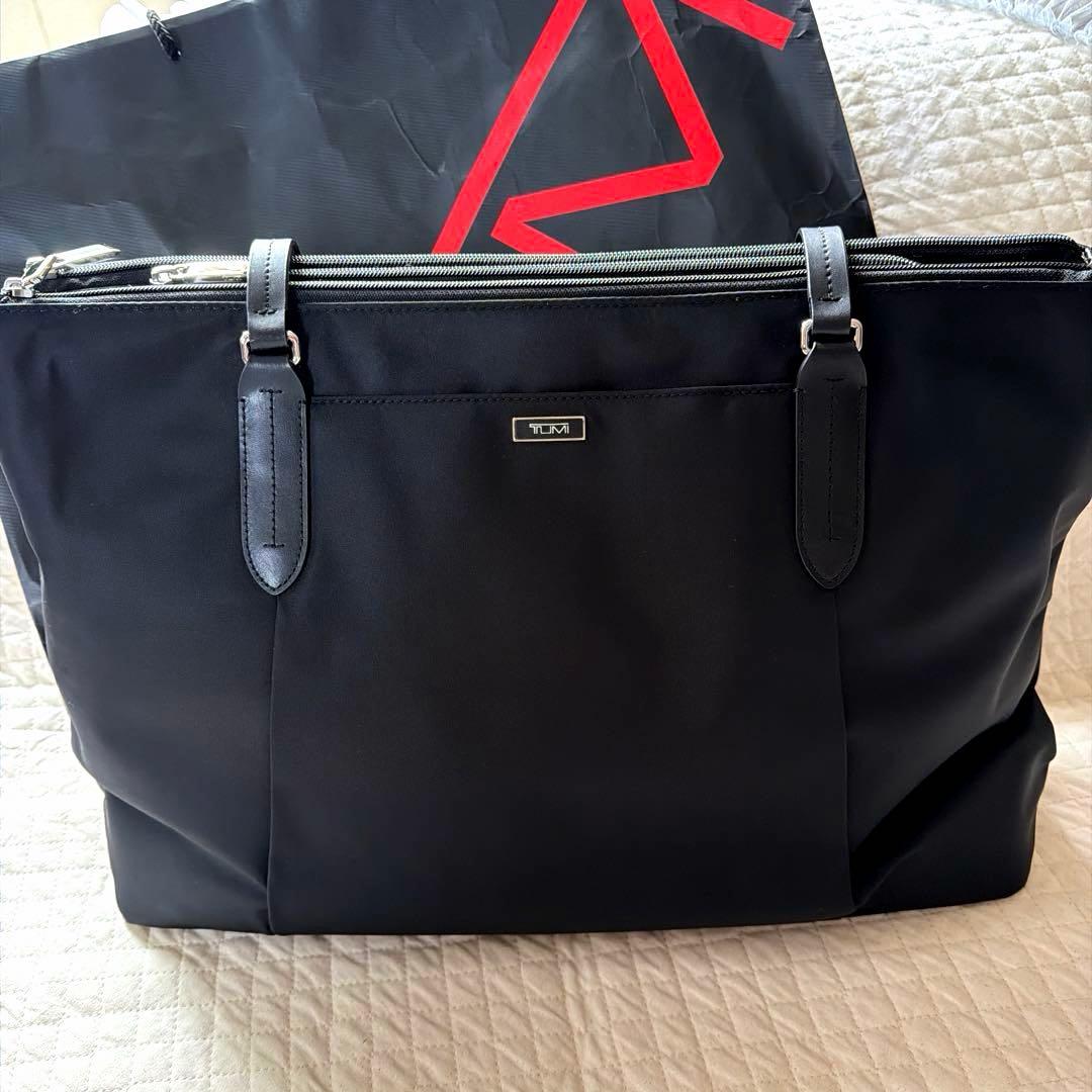 TUMI ナイロン トートバッグ
