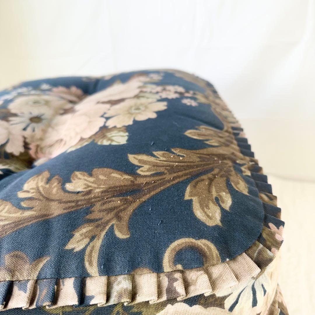 ✨飛騨産業✨キツツキマーク 花柄オットマン