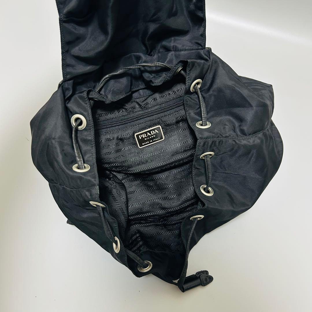 美品PRADA プラダ 巾着型 リュックサック デイパック レディースブラック