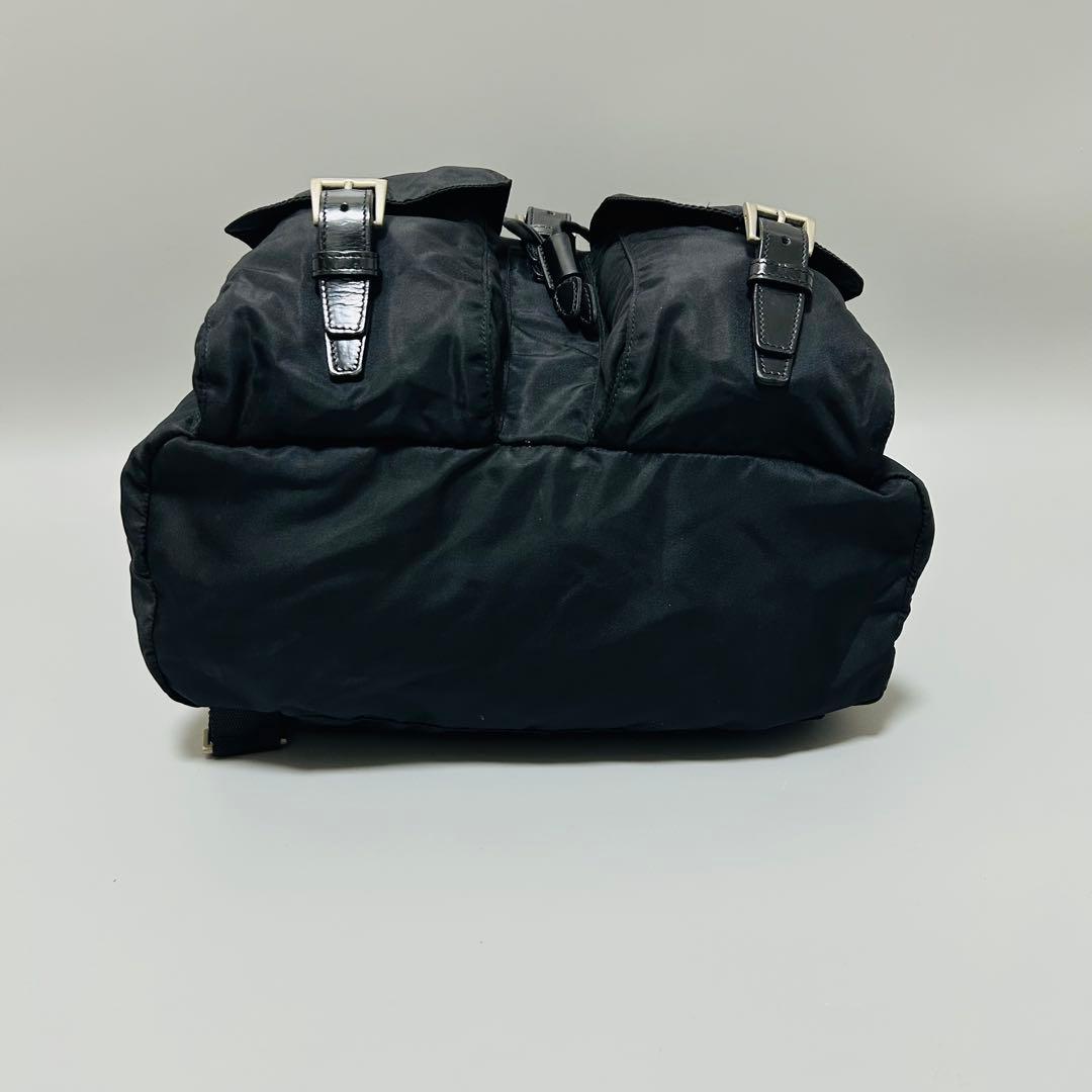 美品PRADA プラダ 巾着型 リュックサック デイパック レディースブラック