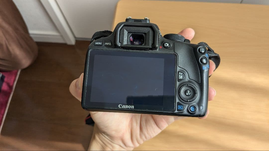 canon eos kiss x7 + レンズ3本（ 標準レンズ、広角レンズ）