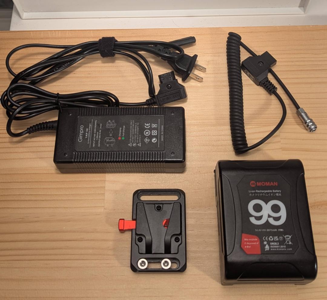 【 Vマウント】MOMAN-Power-99 バッテリー 充電器・マウントセット