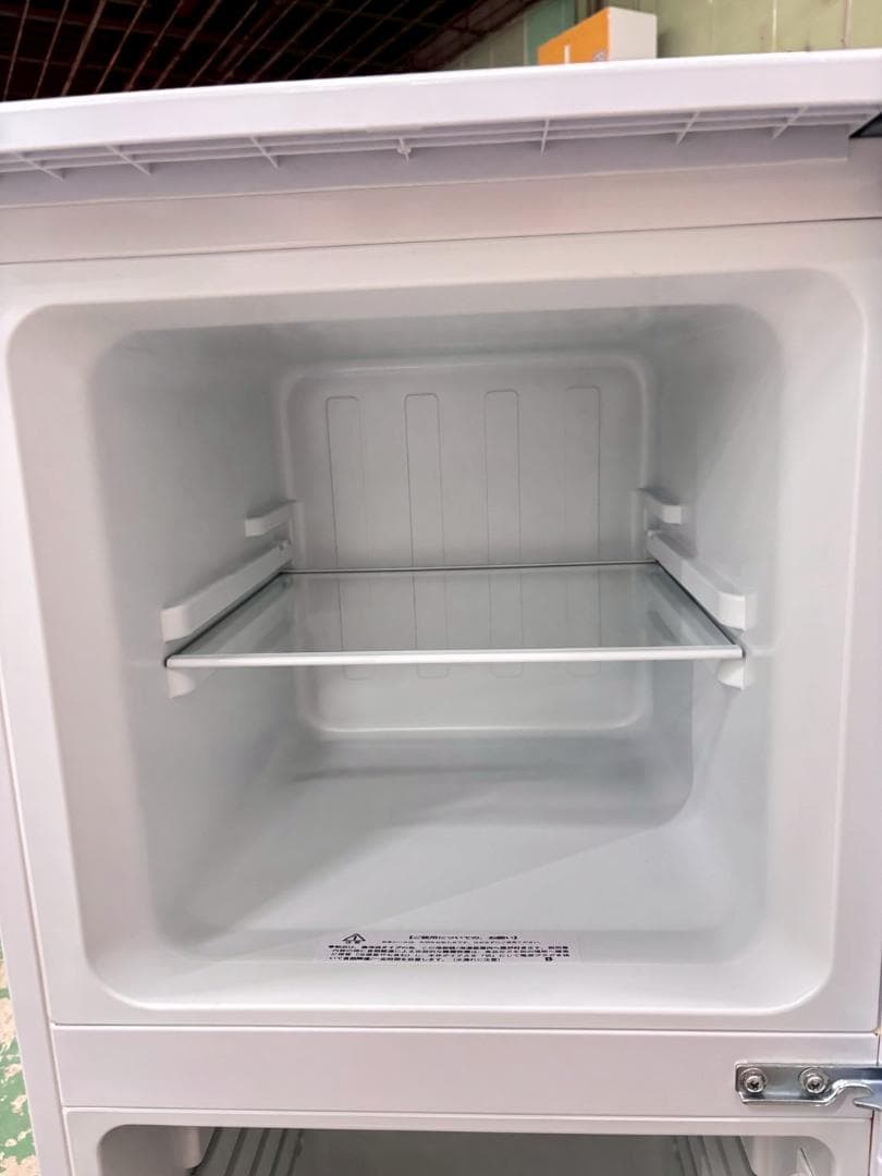 大阪送料無料★3か月保障付き★冷蔵庫★2025年★AR-131★IR893