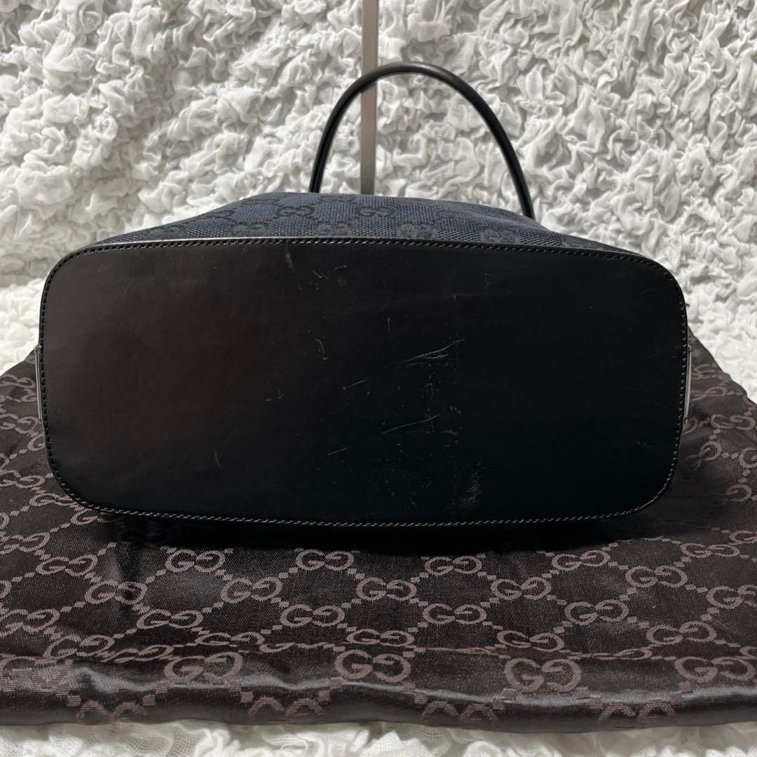 美品✨GUCCI ショルダーバッグ 肩掛け GG柄 ブラック レディース 伊製