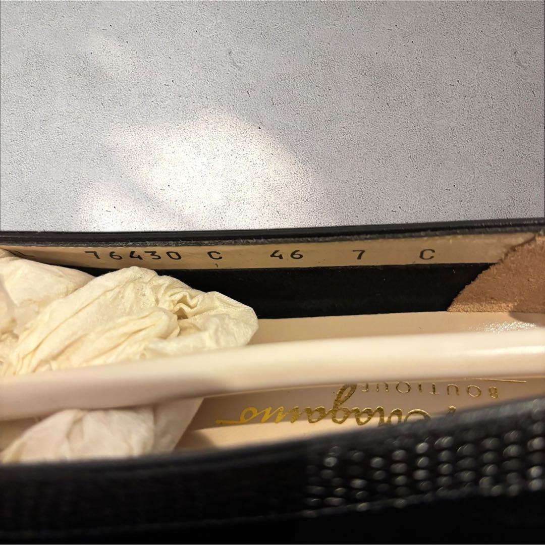 未使用✨BABY フェラガモ ブラック　レザー　ヴァラ　 リボン　パンプス