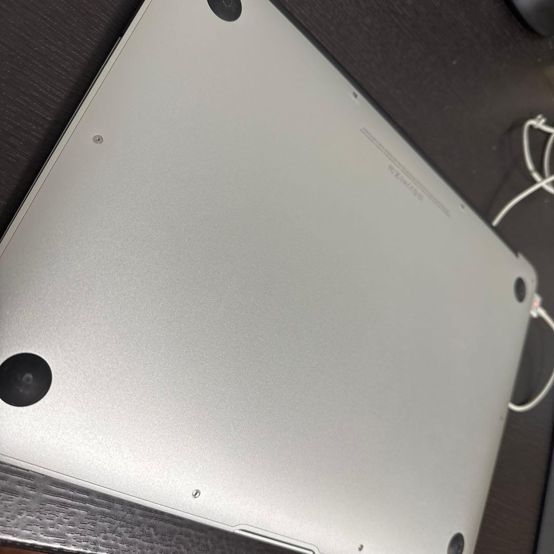 美品 アップル MacBook Air (13-inch , Mid 2012)