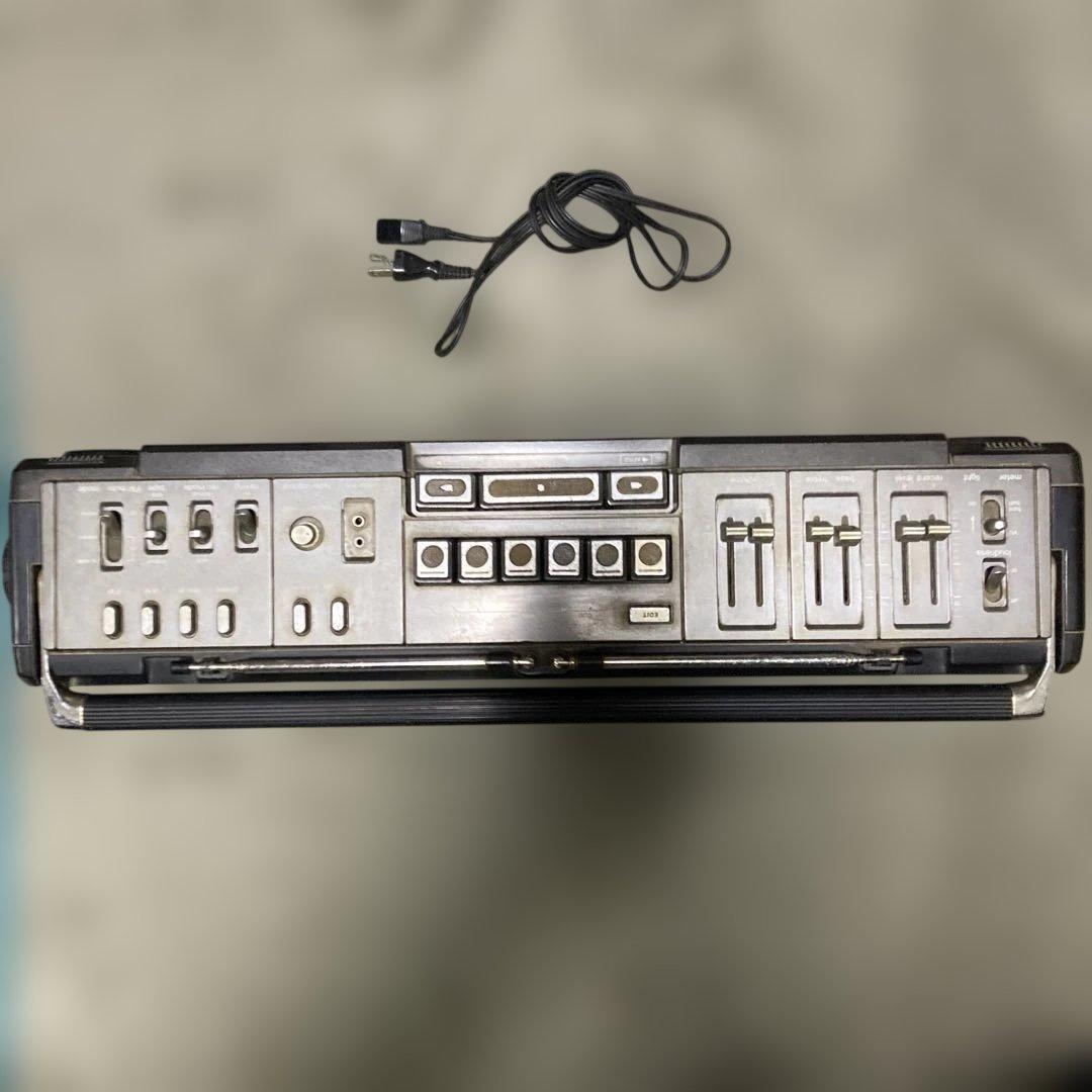 レトロ　SHARP ラジカセ　GF-303SB