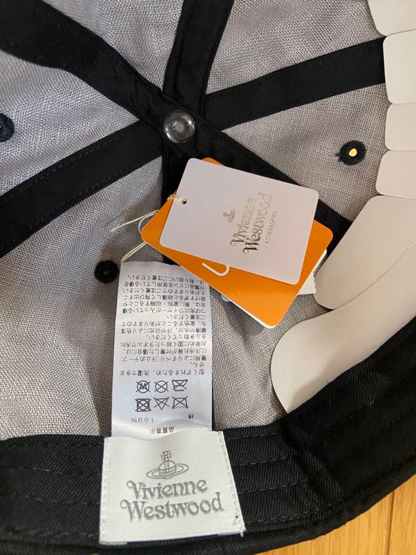 【新品】ヴィヴィアン ウエストウッド ブラック キャップ 完売品