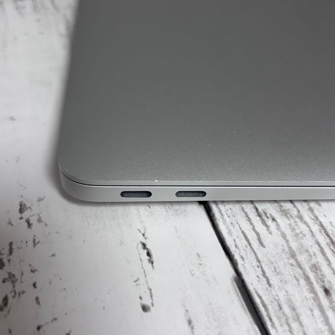 美品 M1 MacBook Air 2020 メモリ16GB/SSD256GB