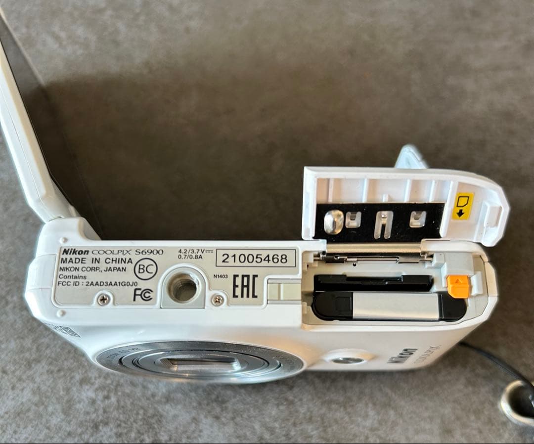 【良品】Nikon COOLPIX S6900 コンパクトデジタルカメラ