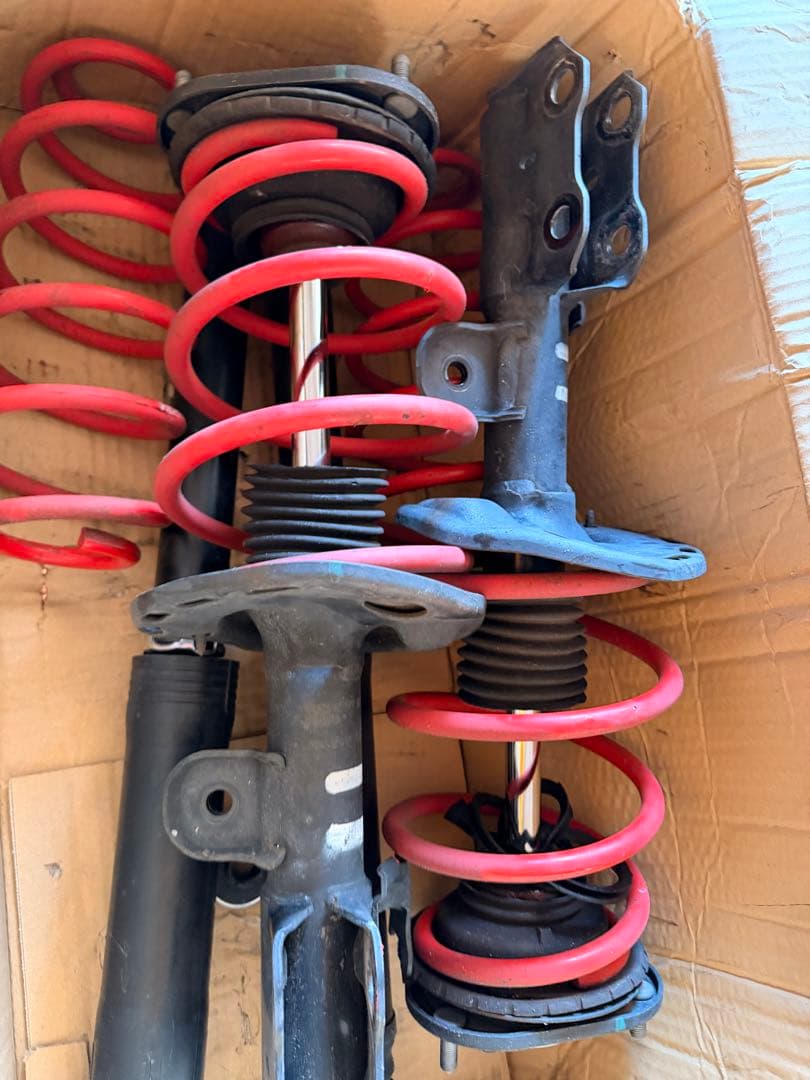 30プリウスダウンサス1台分