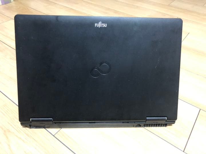 富士通 Windows10 ノートパソコン