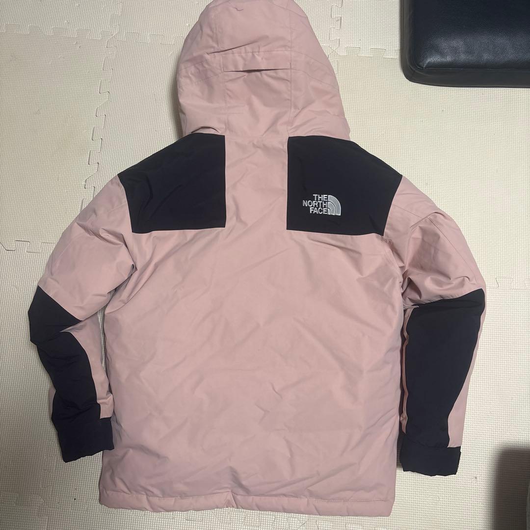 THE NORTH FACE フード付きマウンテンダウン 入手困難のピンク色
