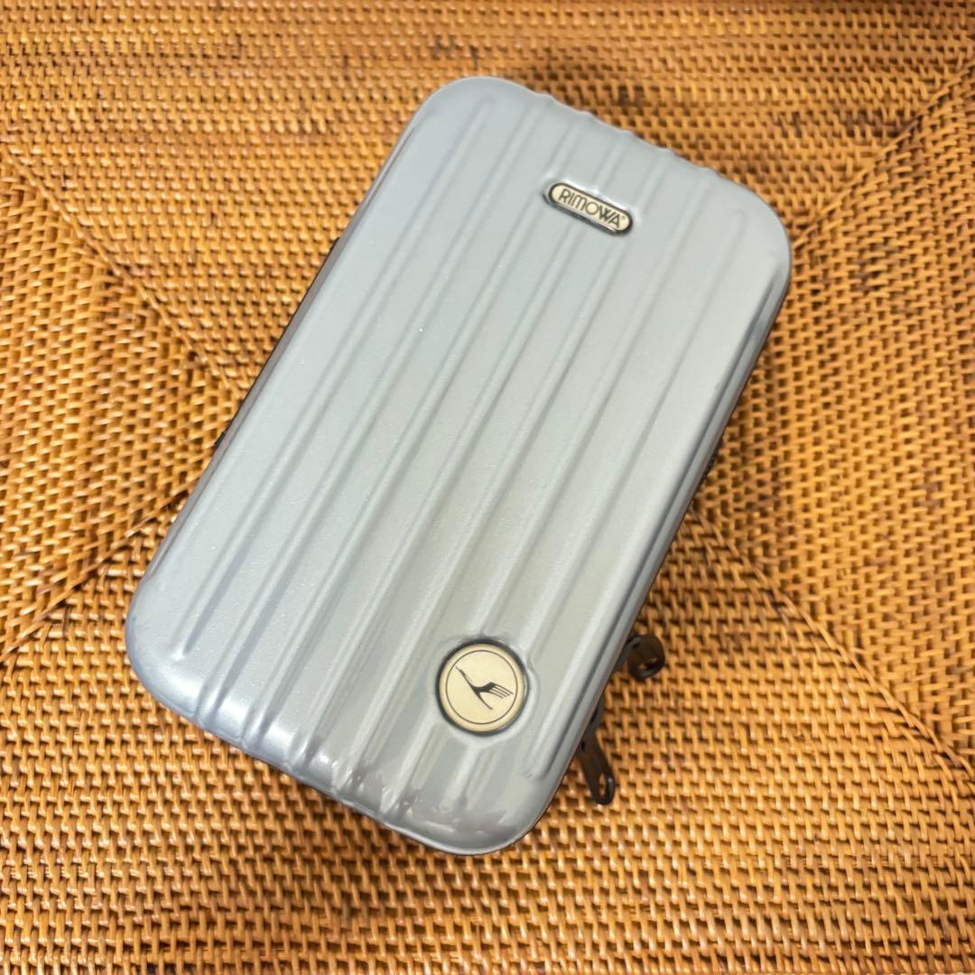 RIMOWA × ルフトハンザ　ほかアメニティポーチセット 【未使用】