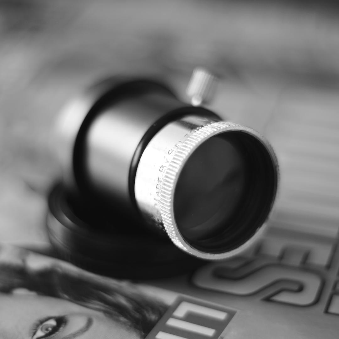 M42マウント VICTOR ENGLAND E.F.2 F1.6 ぐるぐるボケ