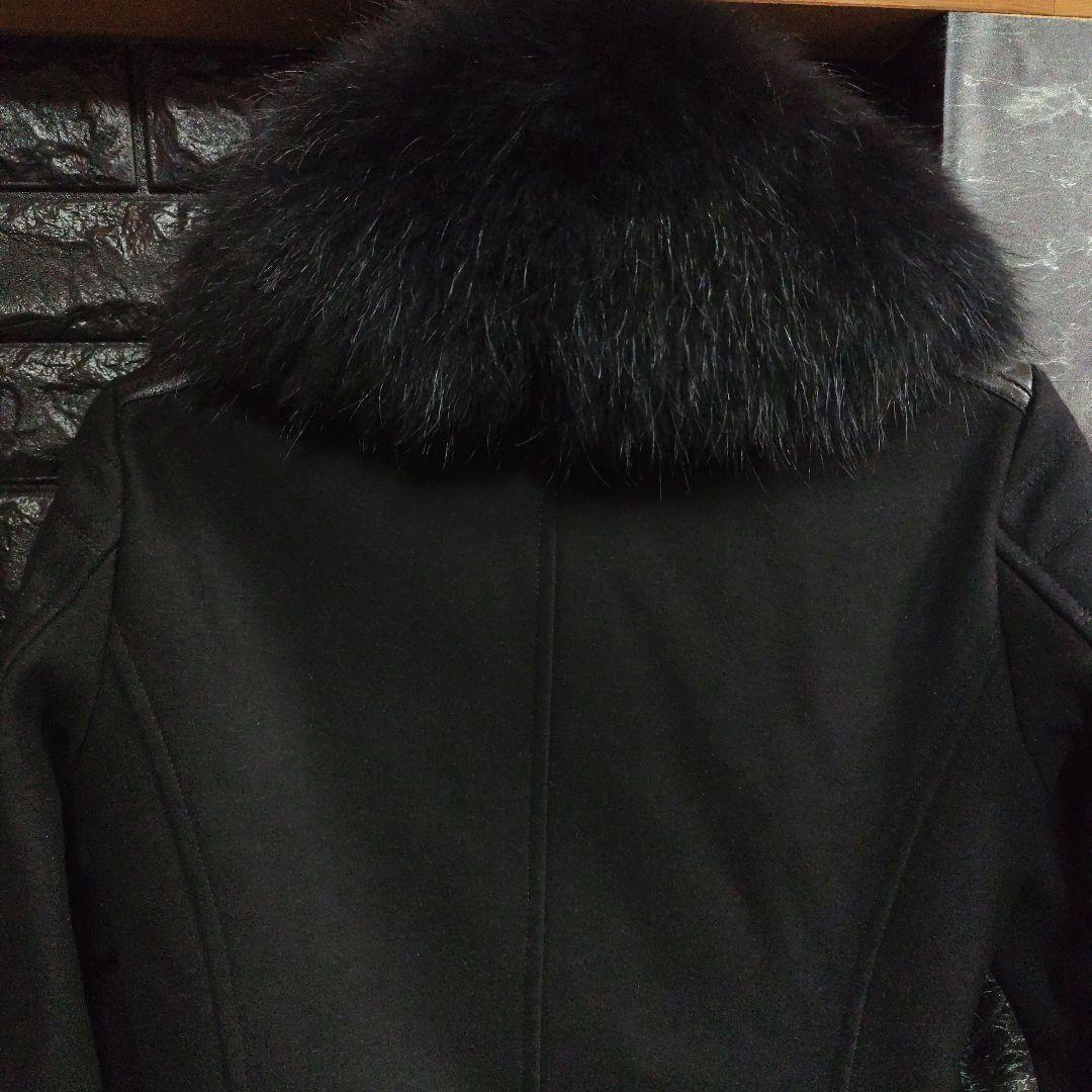 よ　美品５３５１プールオム 羊革×ラビットファージャケットラクーンファーＭ