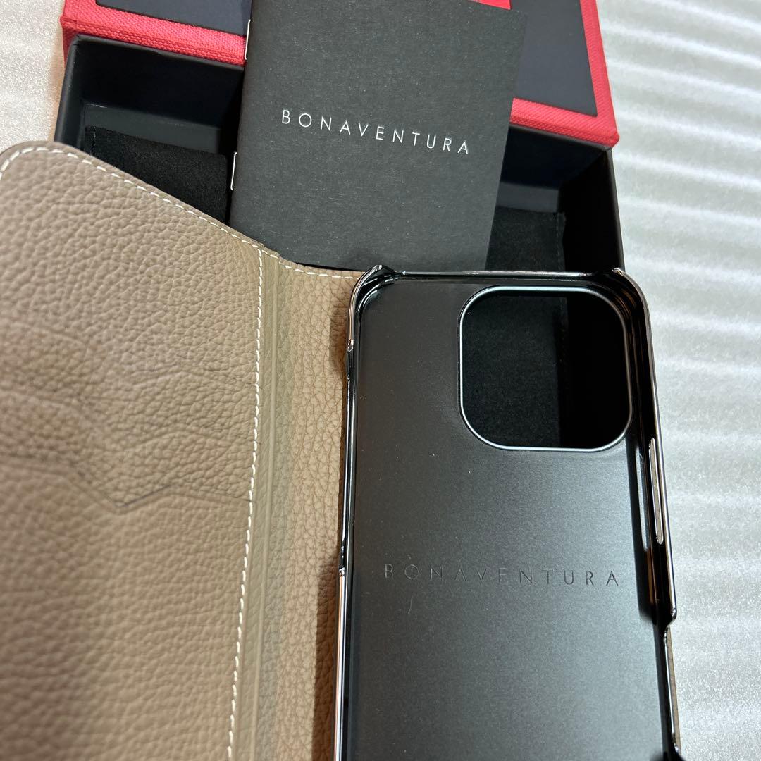 ボナベンチュラ　iPhone16プロ　手帳型ケース