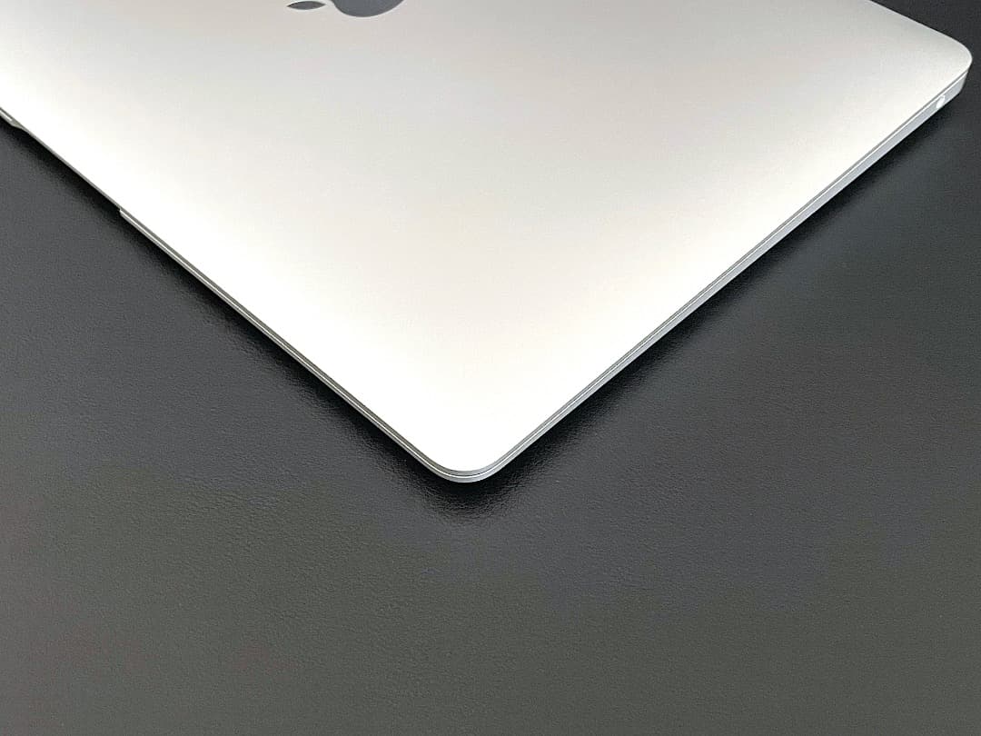 【美品・箱付】MacBook Air（M1,2020）13.3㌅ バッテリー良好