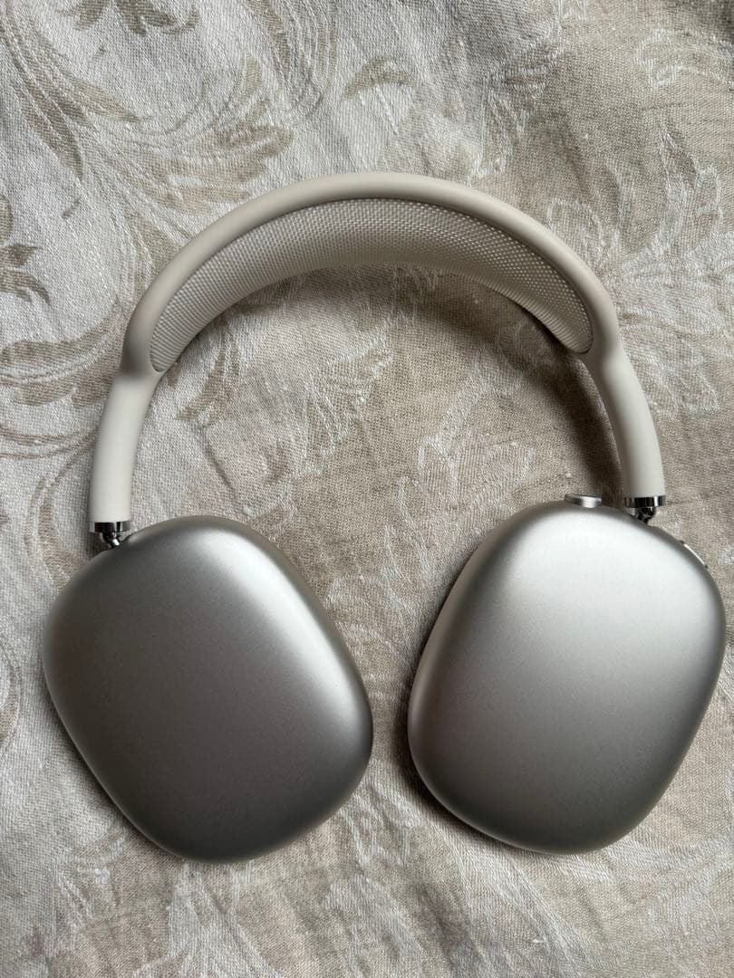 Apple AirPods Max 第2世代　スターライト