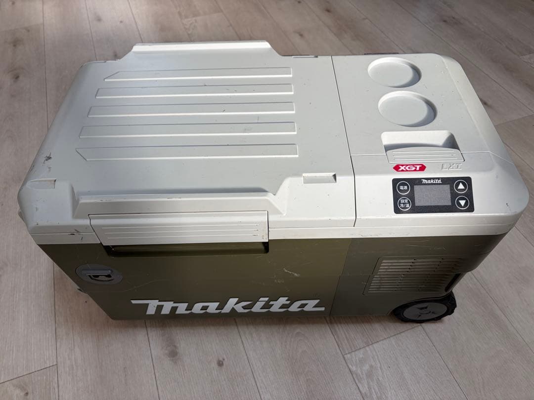 【ジャンク】Makita マキタ 充電式保冷温庫 CW001G 本体のみ