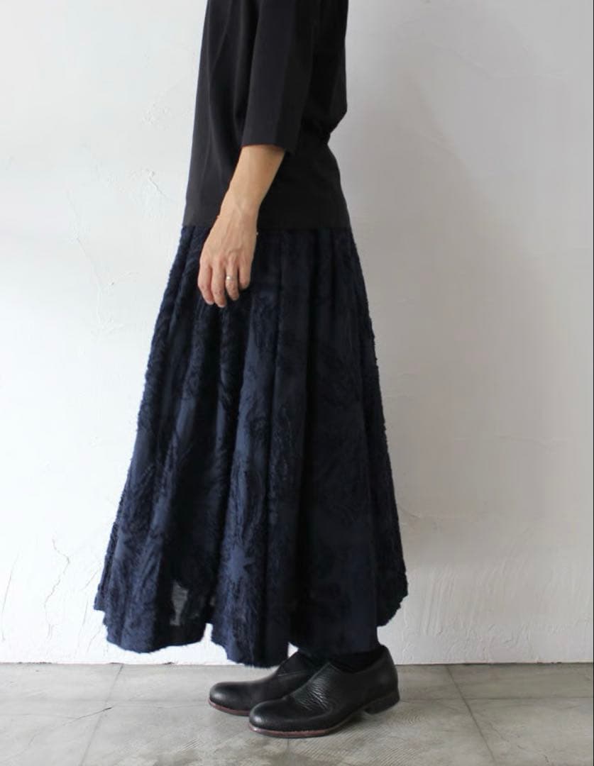 SUSURI ススリ トラピーズスカート 花柄 navy