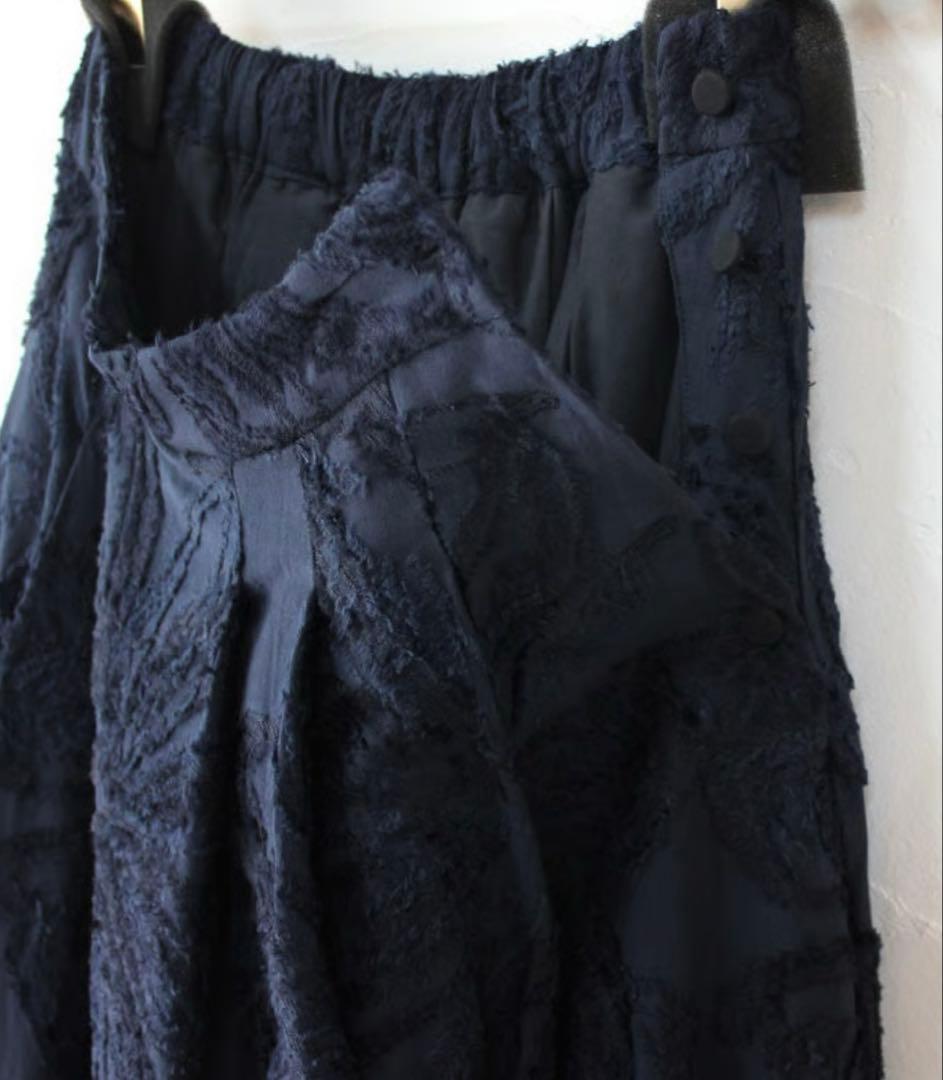 SUSURI ススリ トラピーズスカート 花柄 navy