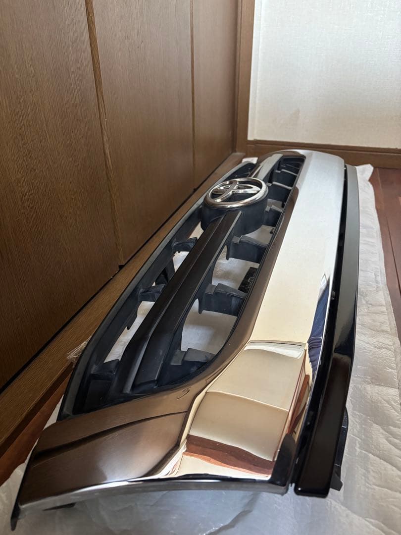 ハイラックス スポーツピックアップ ニューハイ rzn152 純正 グリル