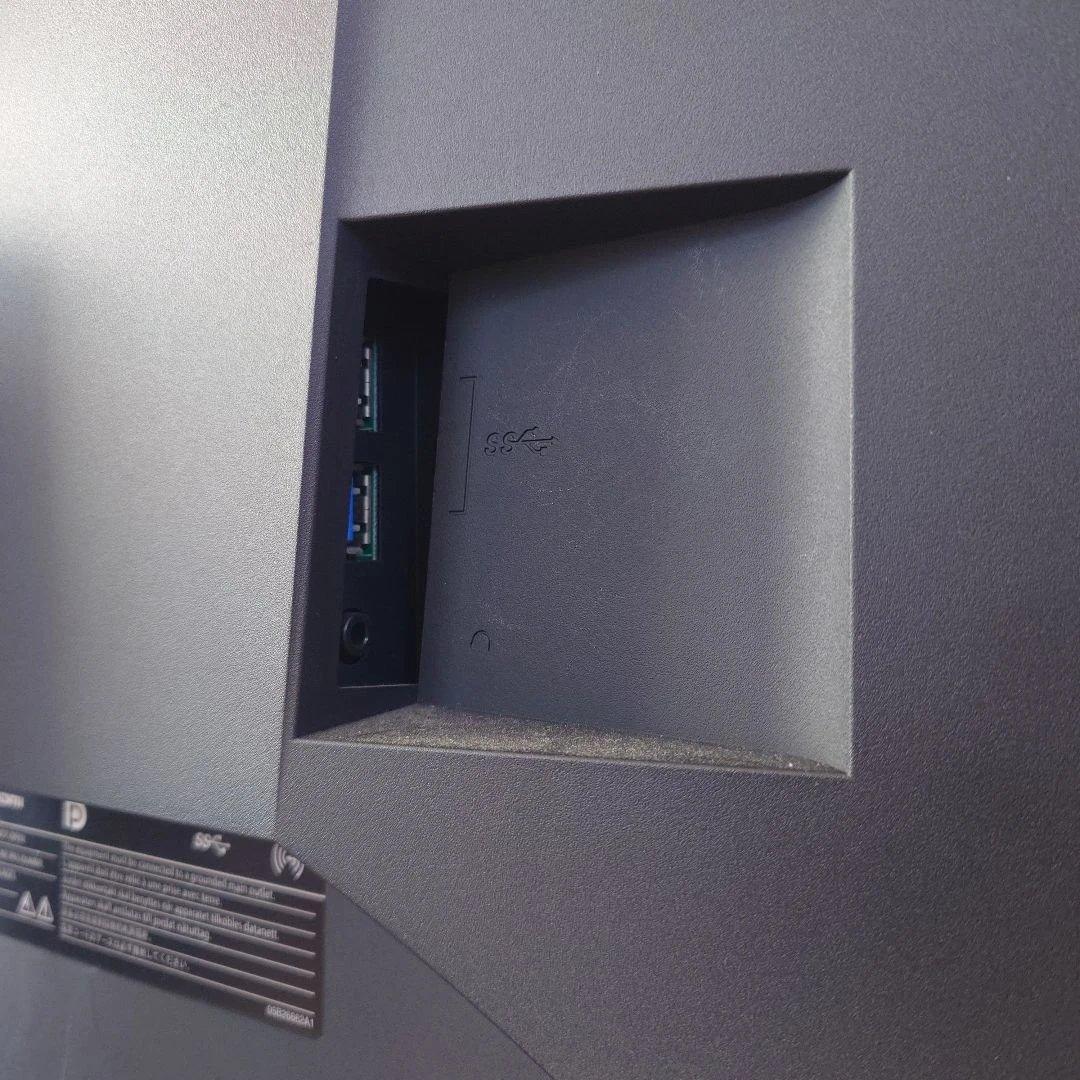 EIZO FlexScan EV2750 美品