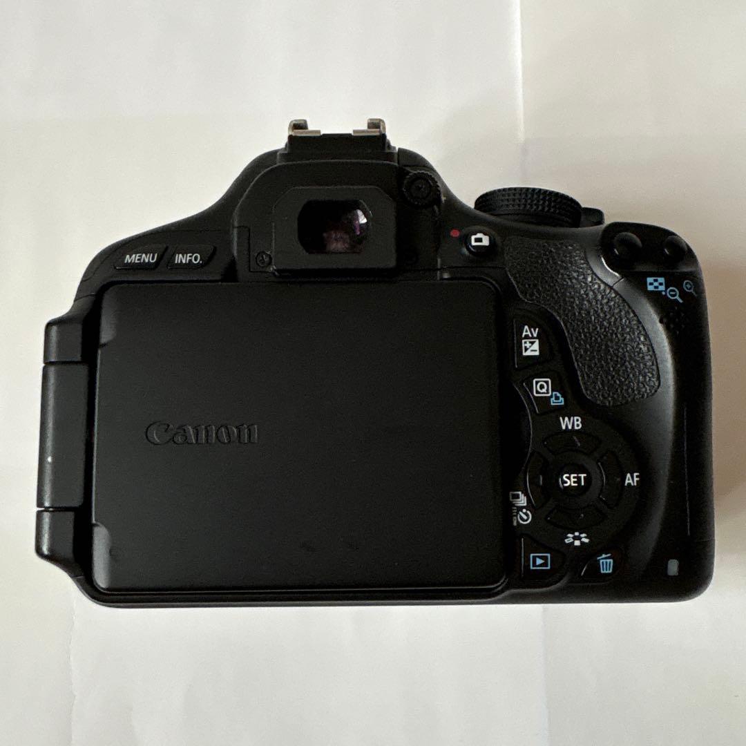 Canon EOS Kiss X5 本体とレンズ2本セット