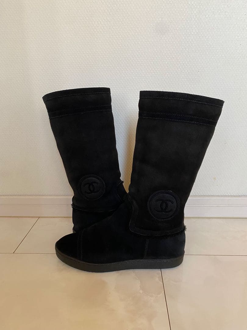 シャネル ムートン フラット ブーツ 黒 37 24cm ブラック CHANEL