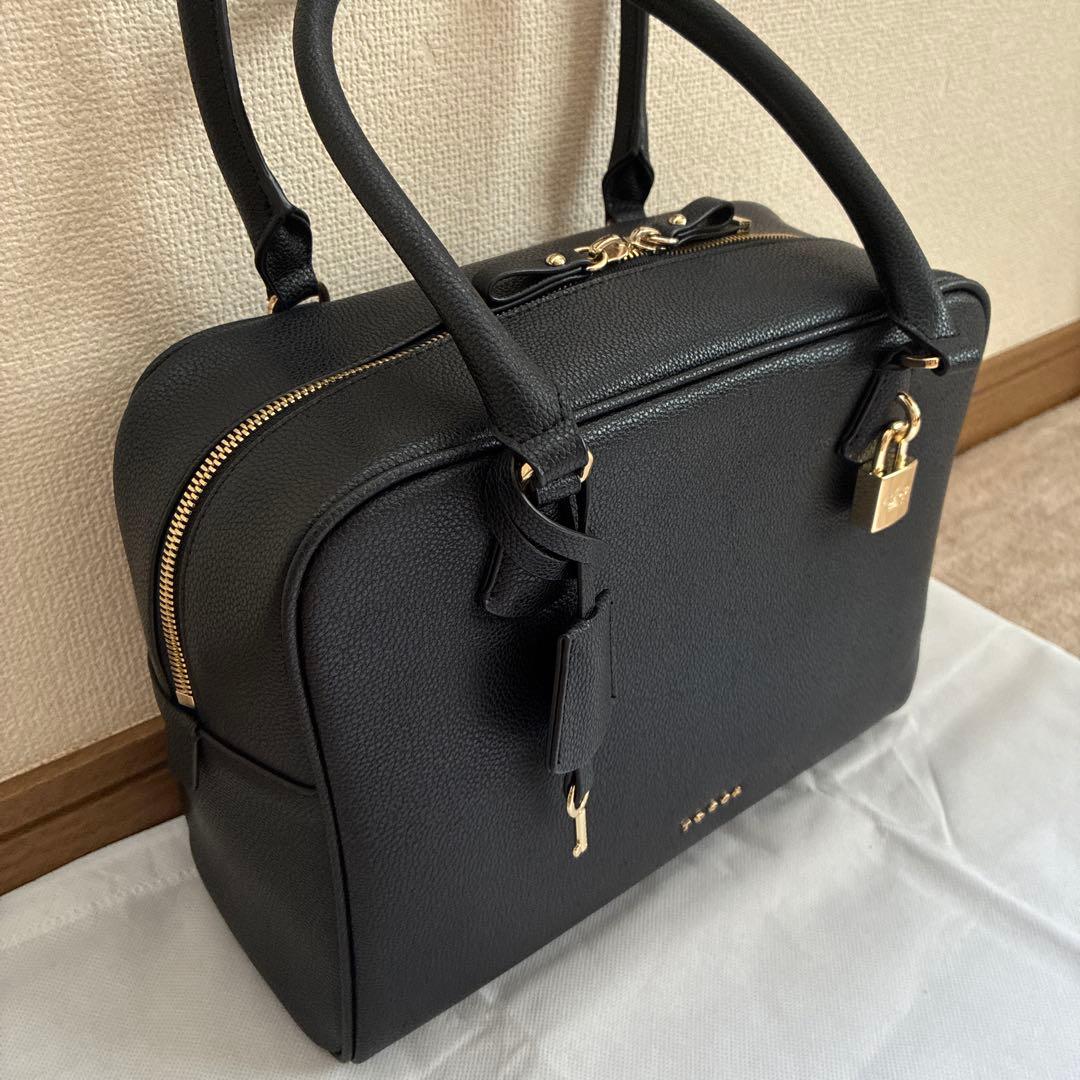 TOCCA 本革☆ボストンバッグ☆ブラック 美品