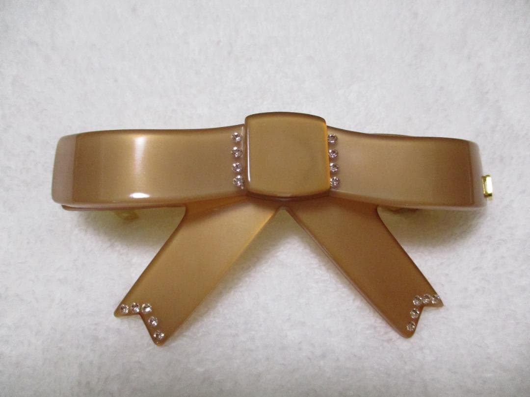 未使用自宅保管 アレクサンドルドゥパリ　リボンバレッタ　ベージュ　スワロフスキー