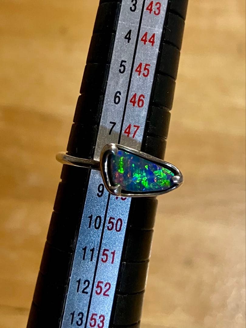 SV＊ウルユスジュエリー＊鮮やかなボルダーオパールリングです
