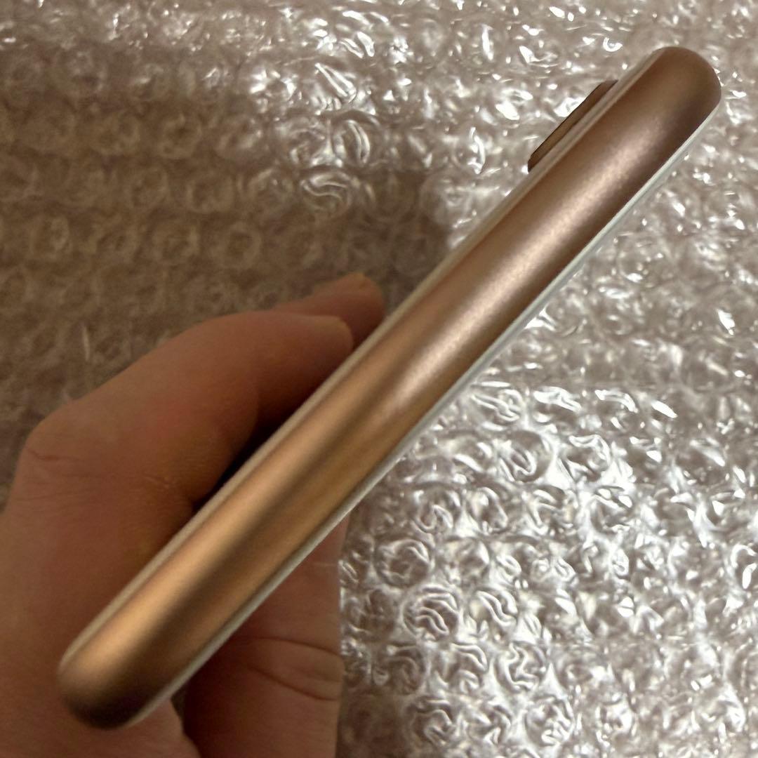 iPhone8 ゴールド 64G SIMフリー