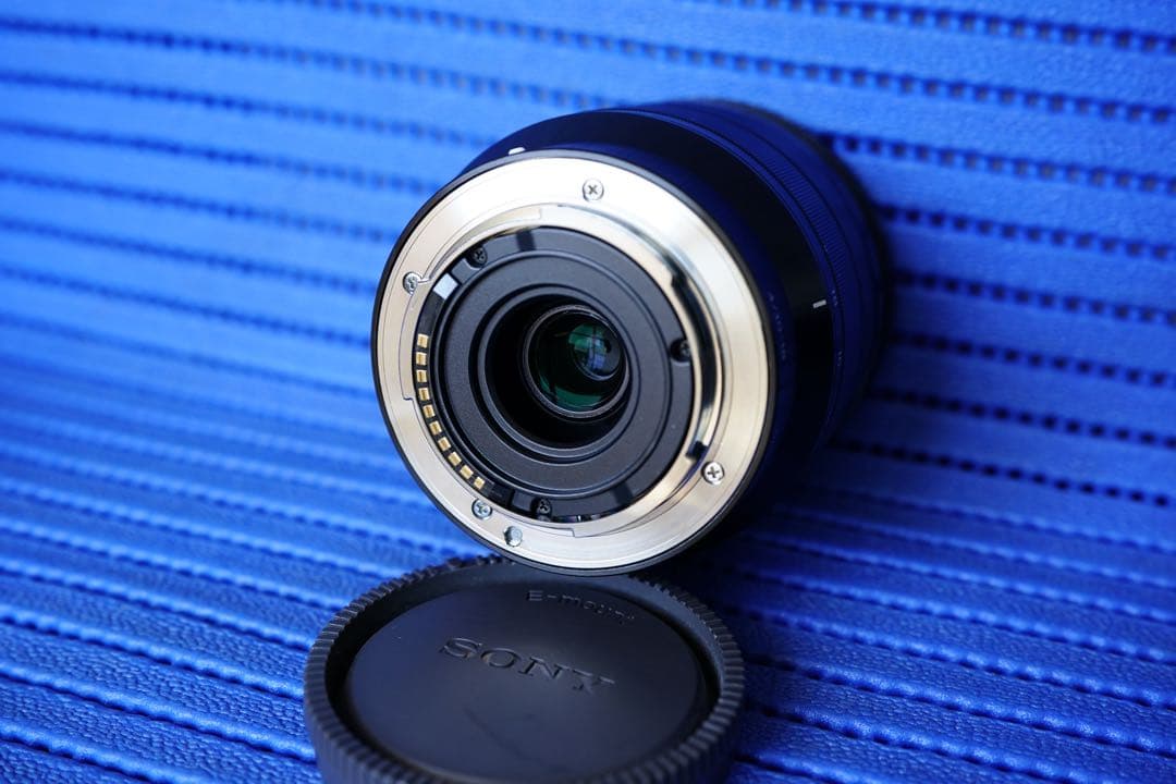 SONY E 10-18mm F4 OSS SEL1018おまけ付き