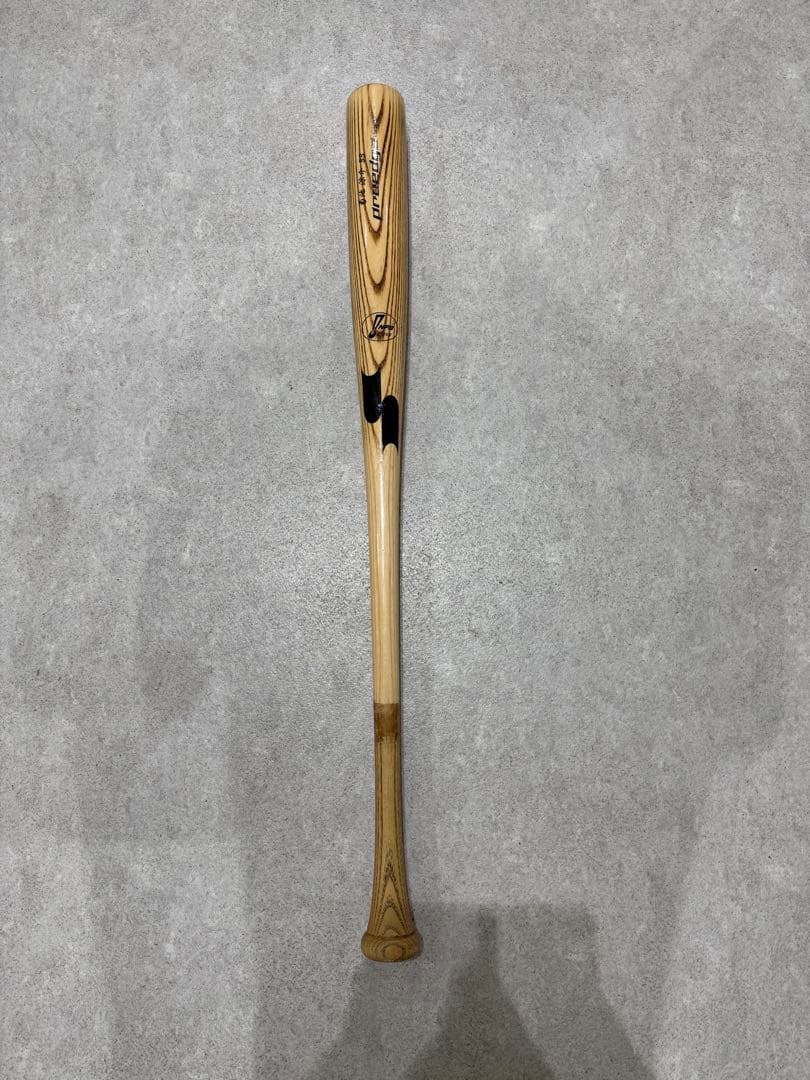 広島東洋カープ　菊池涼介　33 NPBマーク　実使用支給品　バット