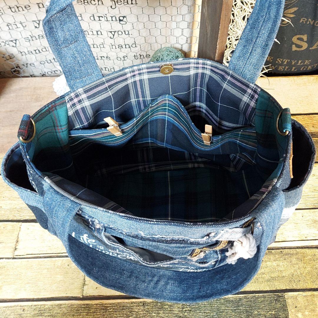 刺繍デニムバック　 No.642　デニムリメイク　サイドポケット　刺繍バック