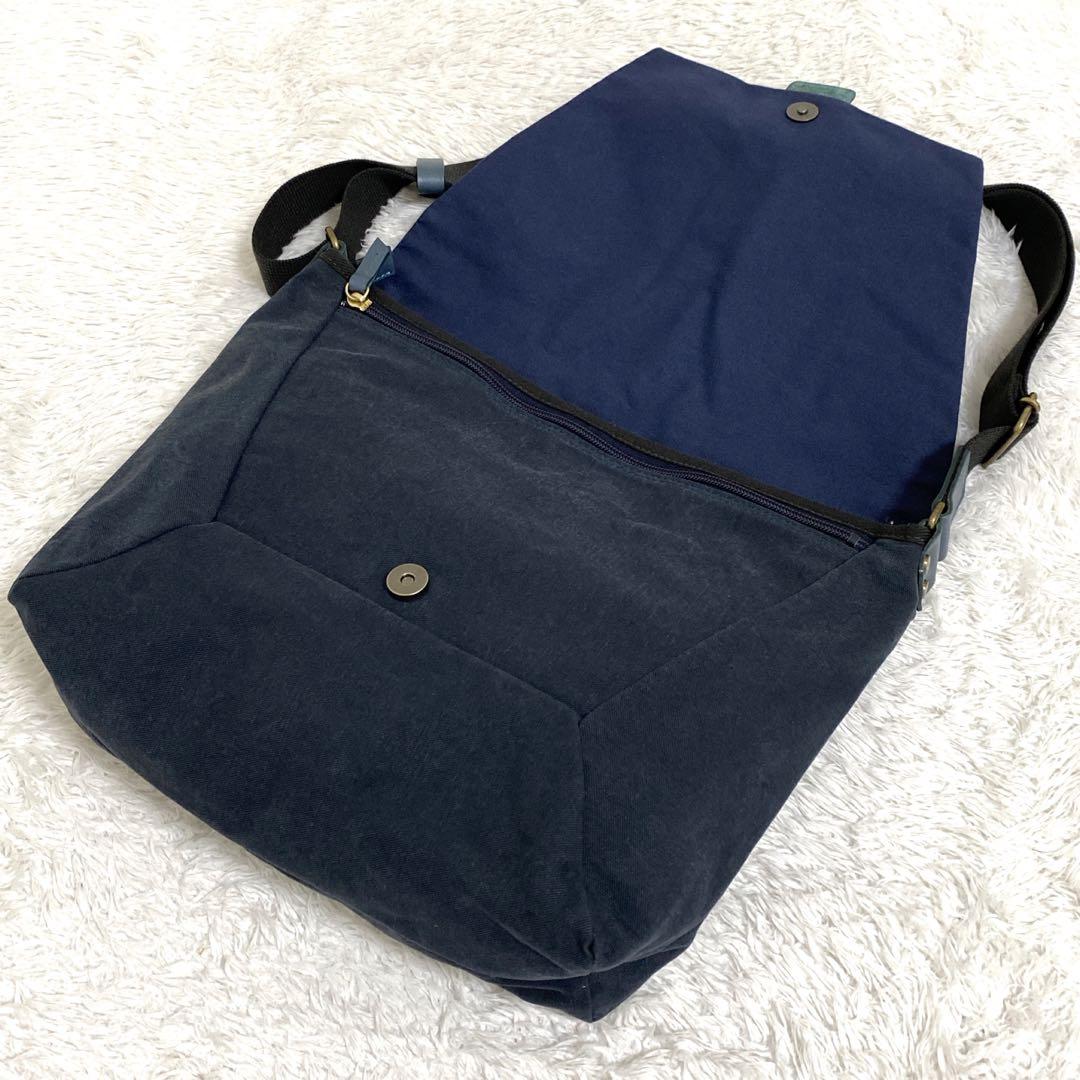 香久山鞄 求道の布帛(ふはく) メッセンジャーバッグ キャンバス A4 ネイビー