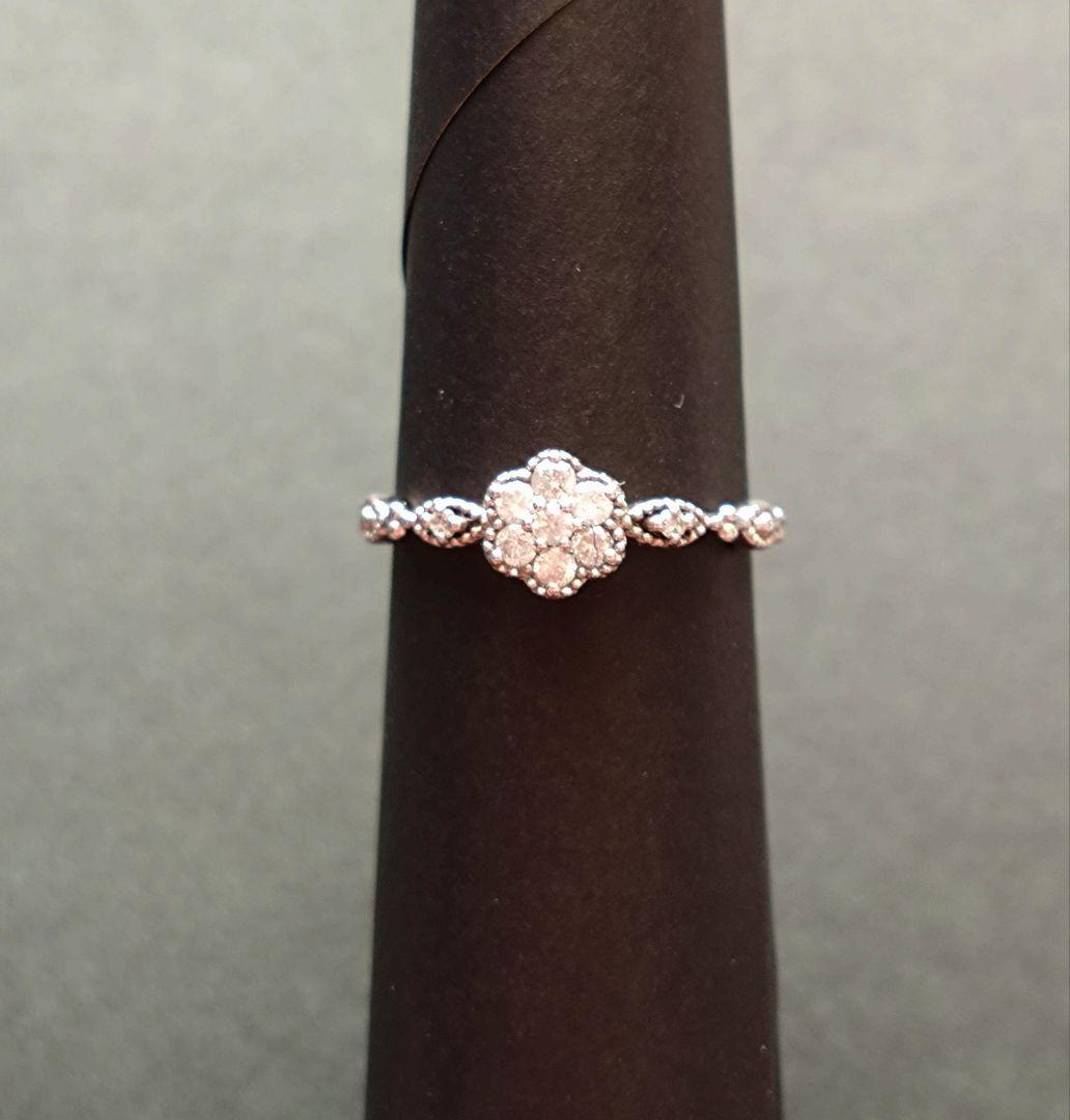 ツツミ　K10ホワイトゴールドダイヤモンドリング