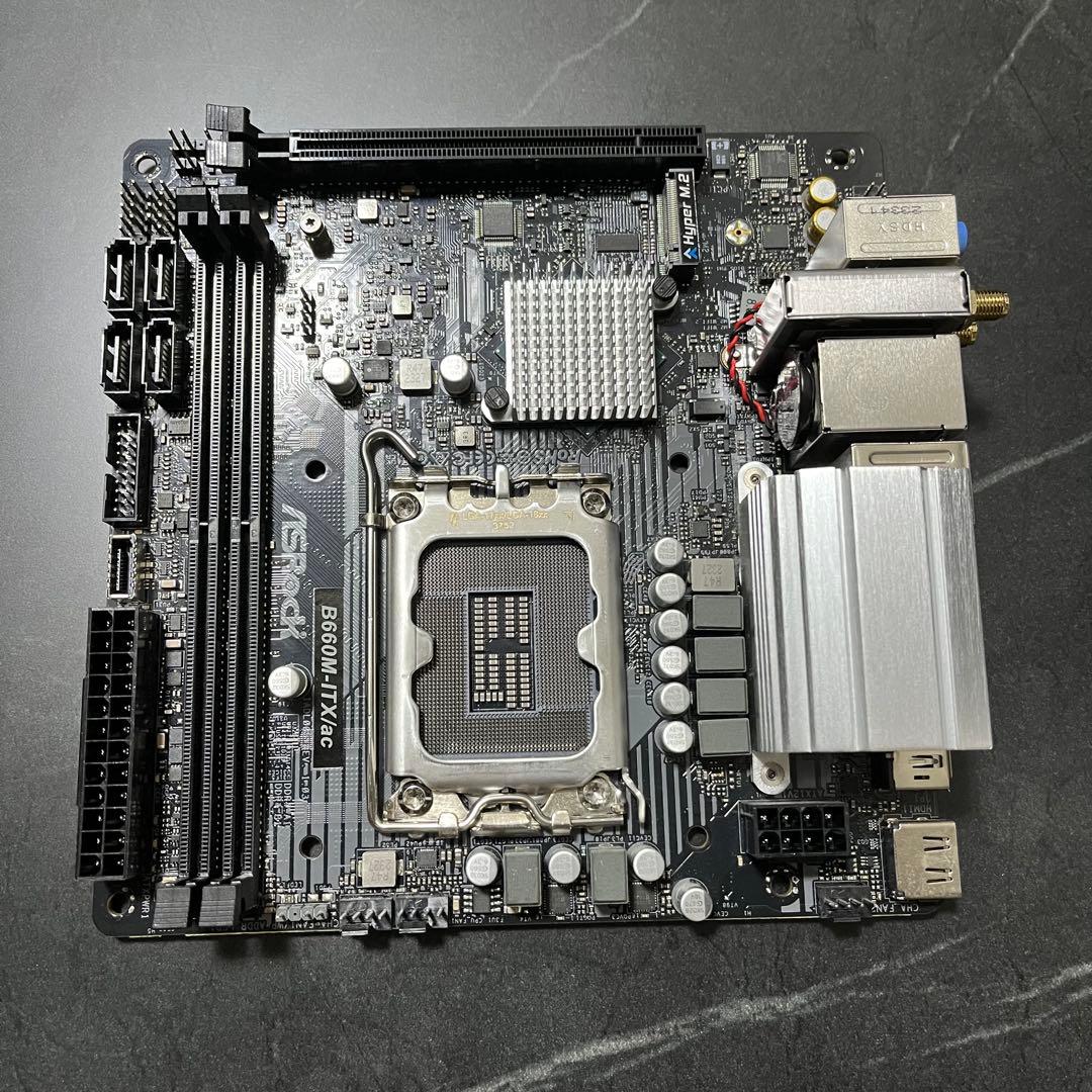 ASRock　B660M-ITX/ac　Wi-Fi　付属品・外箱付き