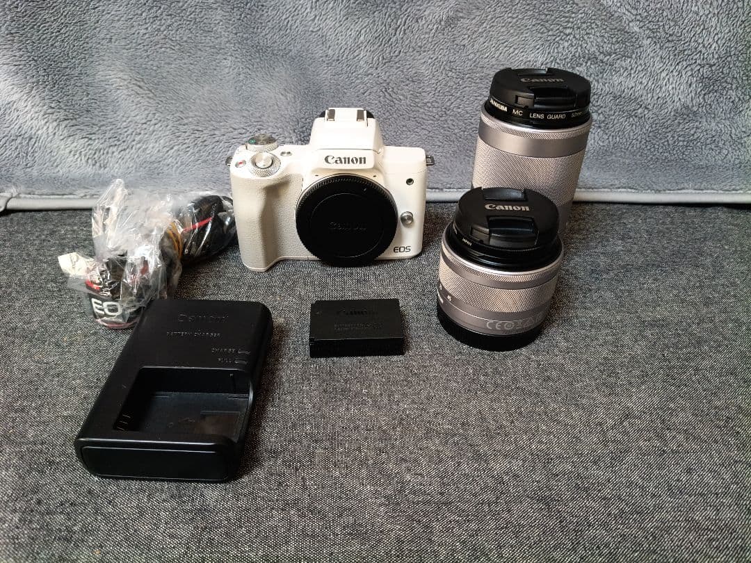 Canon EOS ミラーレス一眼 ホワイト