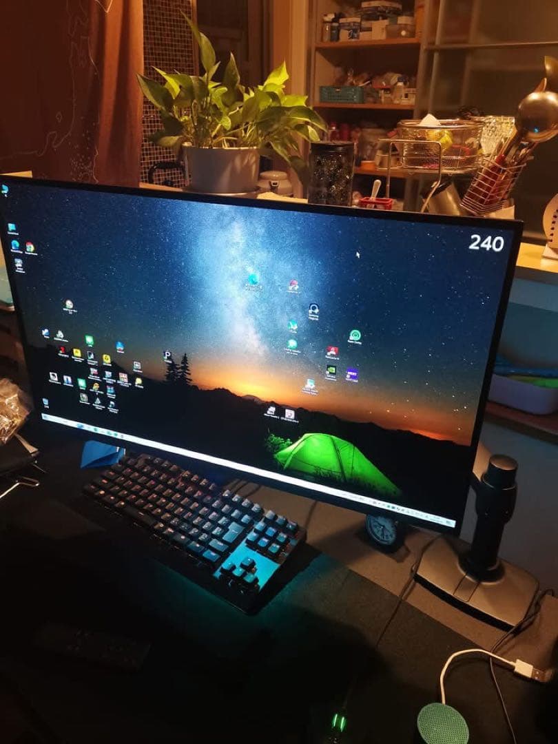 LG UltraGear 27GR95qE26.5インチゲーミングモニタ有機EL