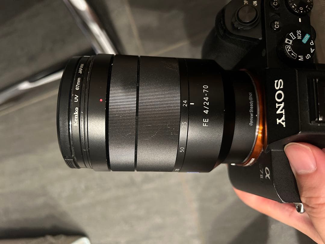 SONY α7 II ミラーレス一眼 + FE 24-70mmレンズ