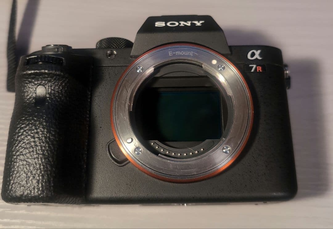 Sony α7R2 ミラーレス一眼(バッテリー2個あり)