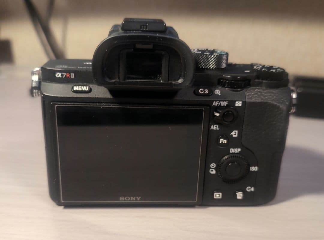 Sony α7R2 ミラーレス一眼(バッテリー2個あり)