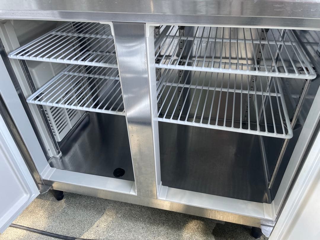 【高年式2024年】ホシザキ 省エネ業務用テーブル形冷蔵庫